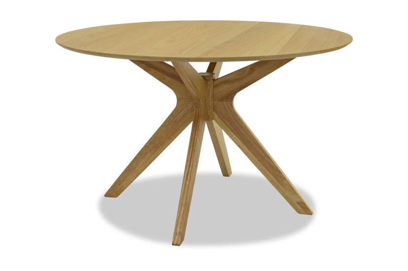 duncan round dining table oak