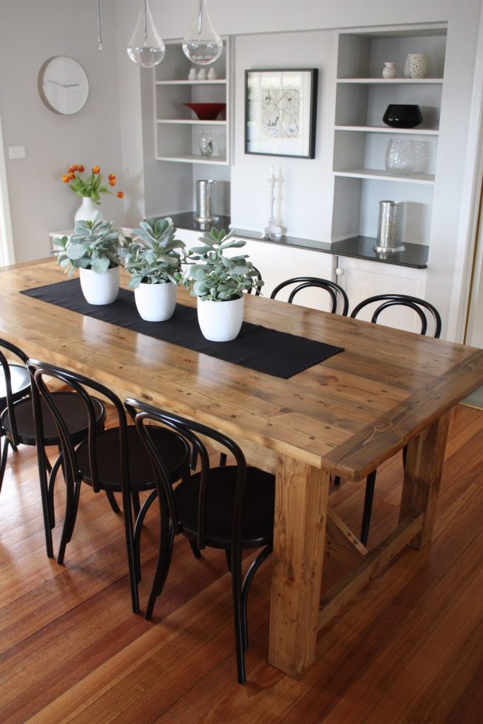 rustic dining table pairs with bentwood chairs sandalye
