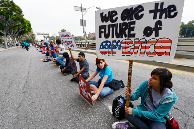 DREAMers to SB1070 architect Kobach: Resign